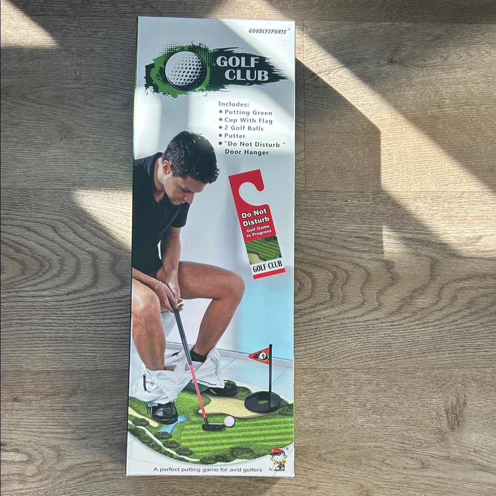 Golf Putting Green Set with Accessories NEW!